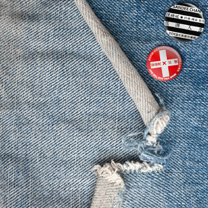 娇小白嫩的×XXx性英
