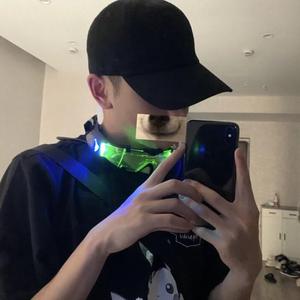 娇小白嫩的×XXx性英
